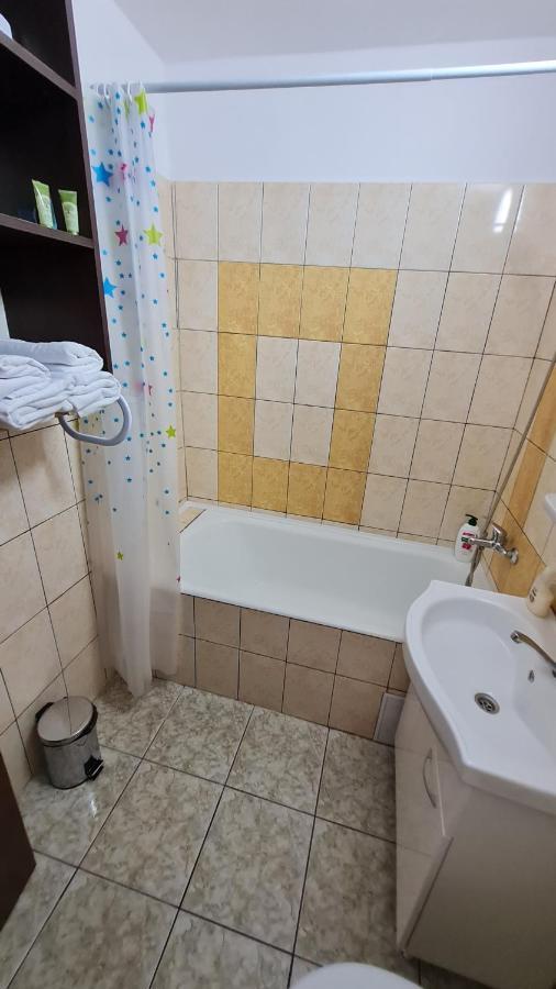 Studio Chic Symphony Parcare Privata Arad Zewnętrze zdjęcie